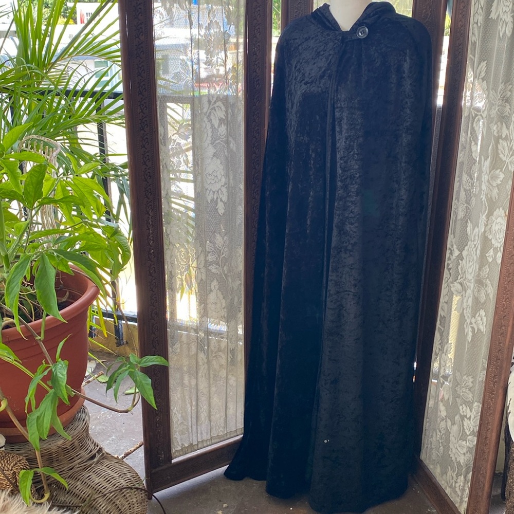 Black crushed velvet cape
